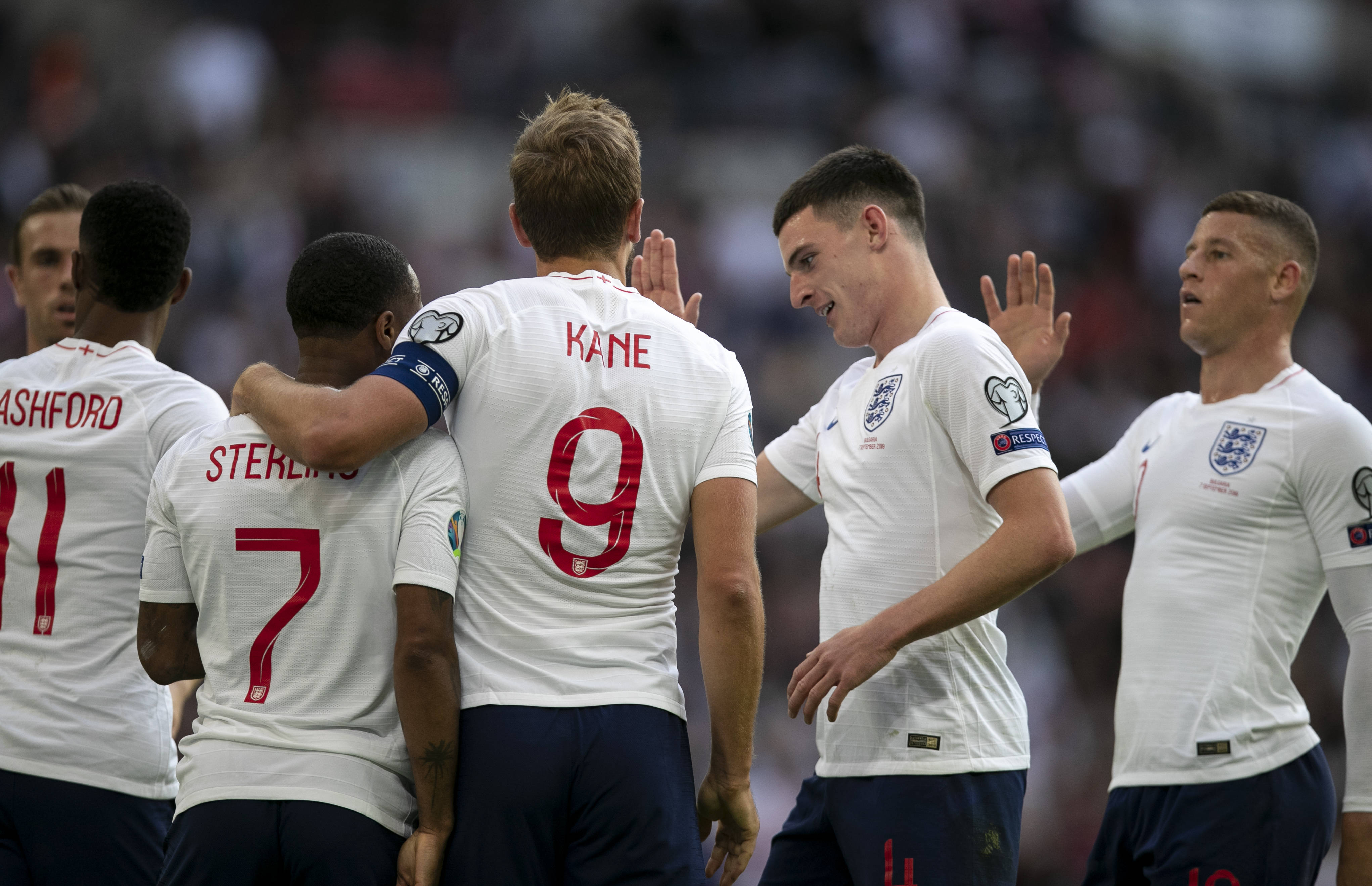 英格兰队目前领先,追逐着锦标赛的梦想的简单介绍 英格兰队目前领先,追逐着锦标赛的梦想的简单介绍