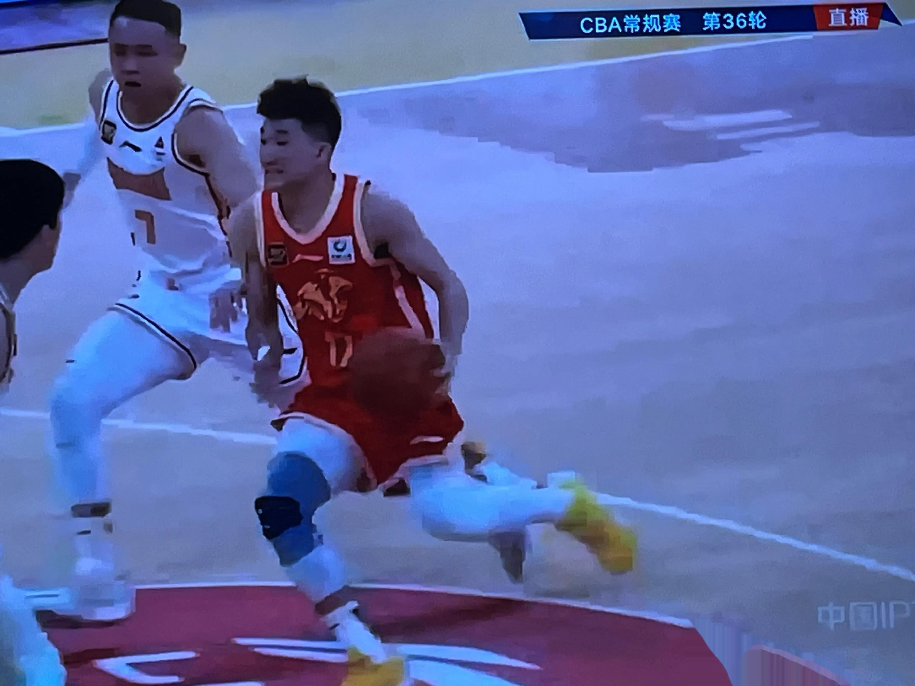 开云足球直播-包含山西队绝杀吉林队，易建联扛起全队的词条