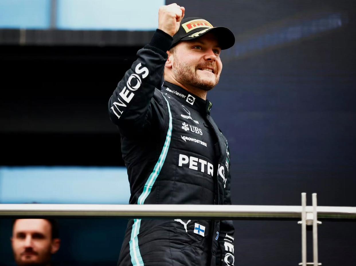 威廉姆斯翻盘哈斯车队，周冠宇刷新纪录的简单介绍