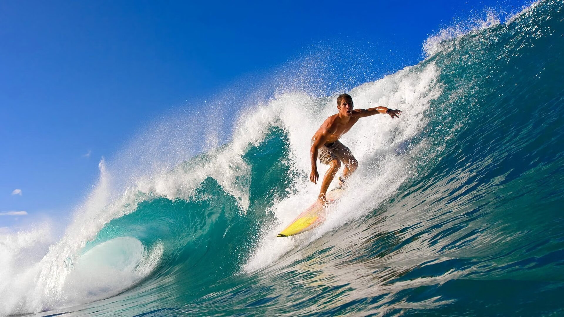 当赛场风云突变，北京队一波流席卷热火，约基奇跨界F1上演终极接管